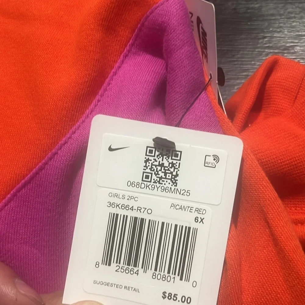 NWT Nike Kids Matching Set Red and Purple Retail $85 - Picture 8 of 9